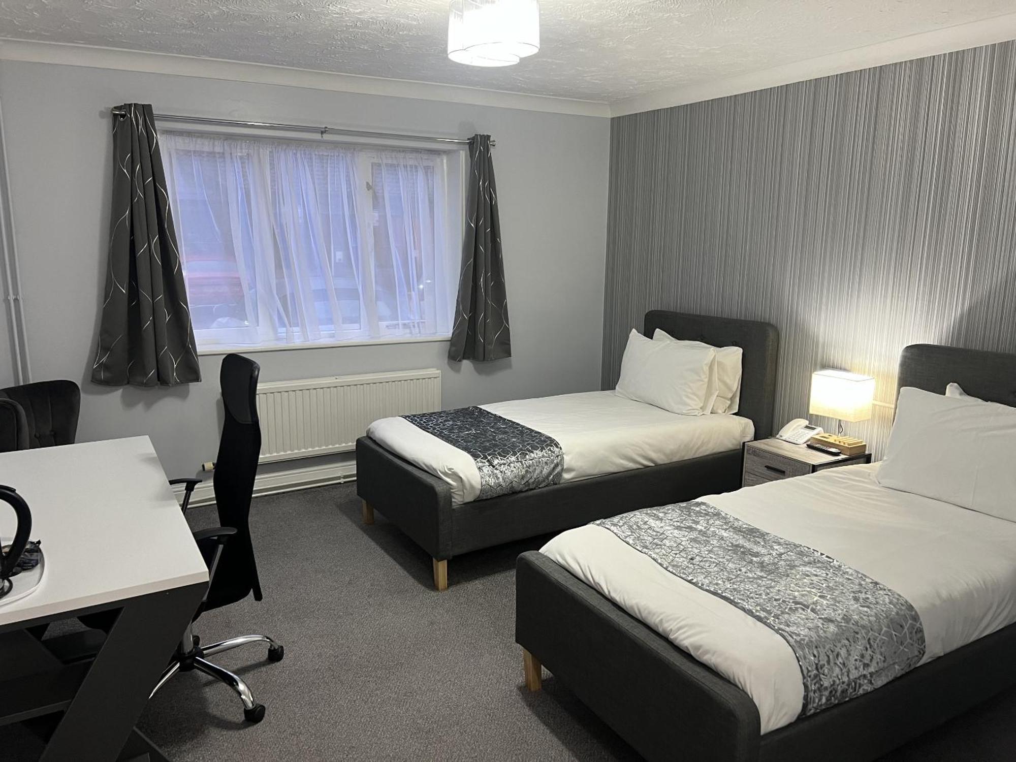 Dolphin Hotel Cambridge Сейнт Айвс Екстериор снимка