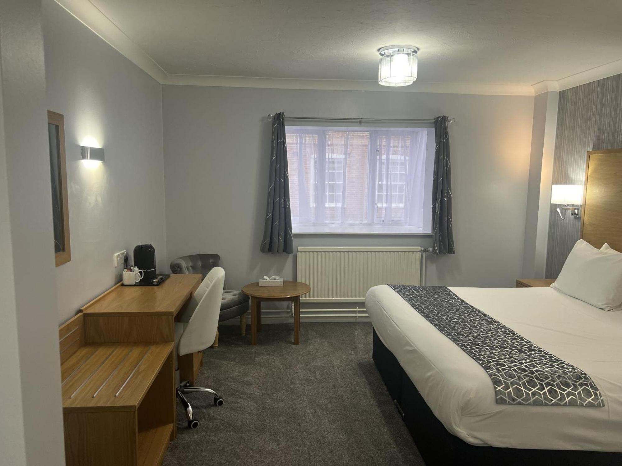 Dolphin Hotel Cambridge Сейнт Айвс Екстериор снимка