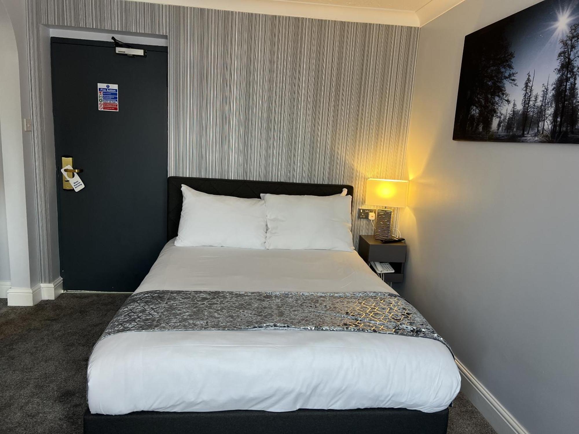 Dolphin Hotel Cambridge Сейнт Айвс Екстериор снимка