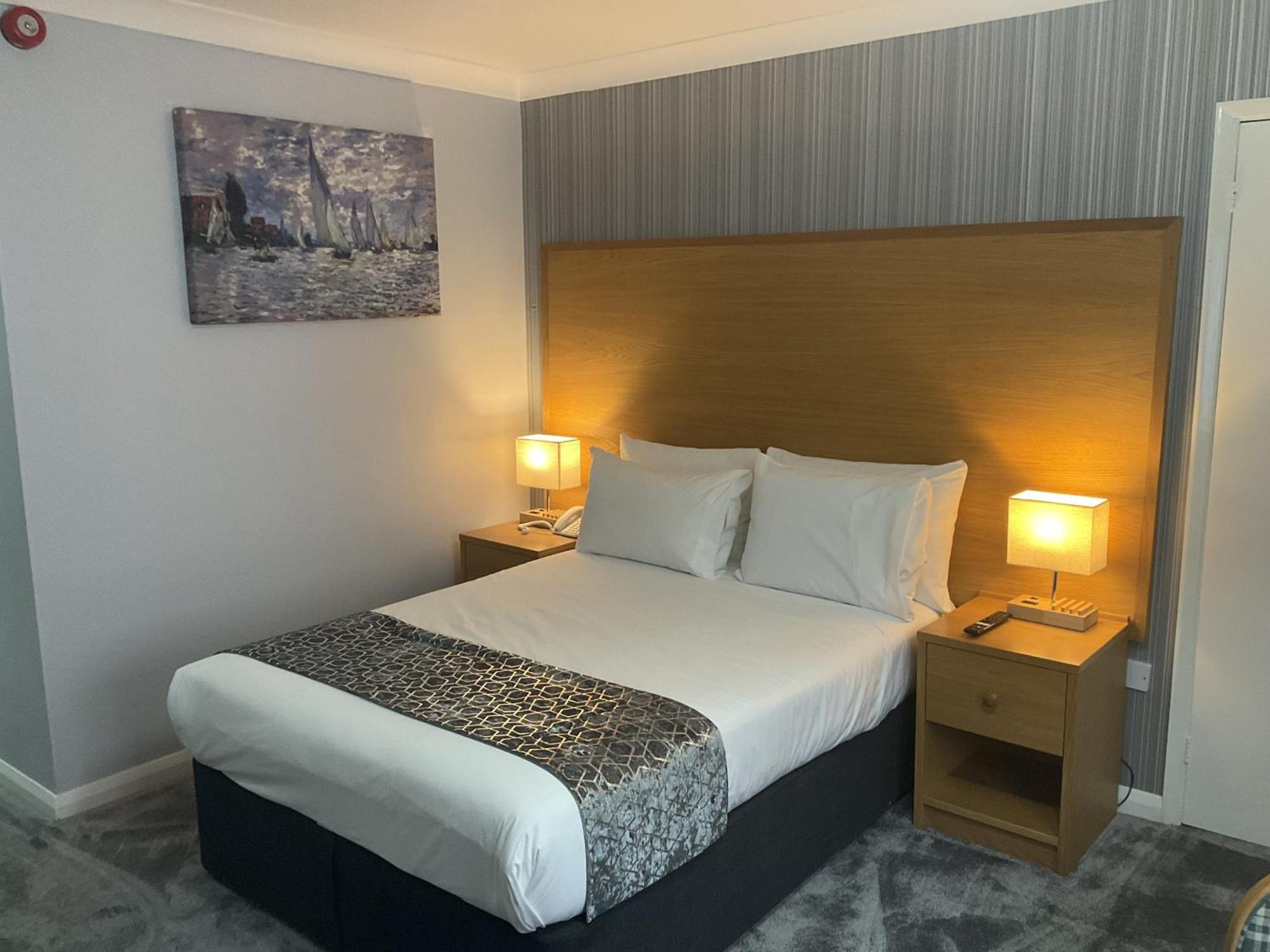 Dolphin Hotel Cambridge Сейнт Айвс Екстериор снимка
