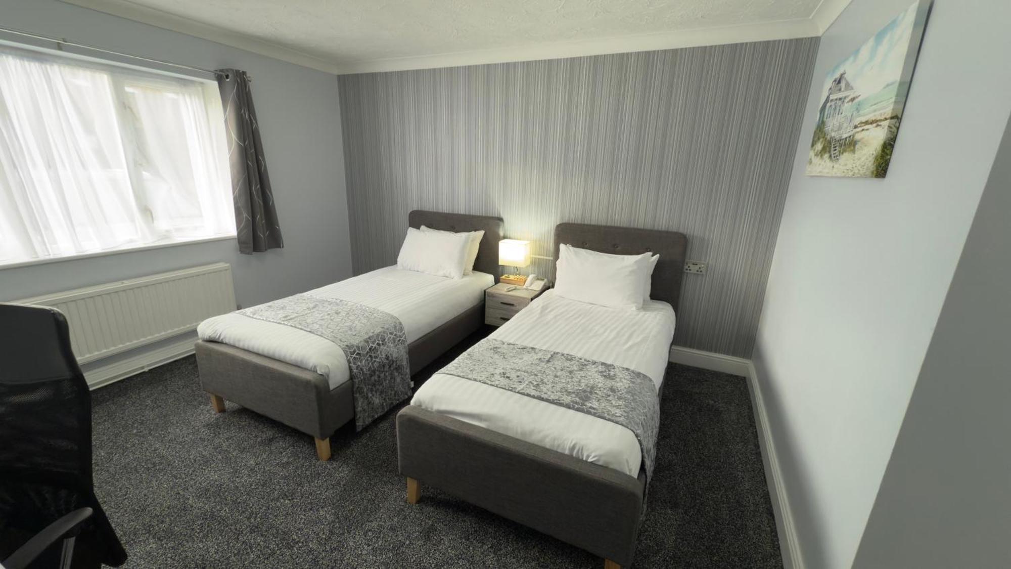Dolphin Hotel Cambridge Сейнт Айвс Екстериор снимка